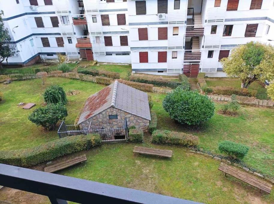 Appartamento Precioso Piso En La Playa De Madrid A 45 Min Del Centro De La Ciudad San Martín de Valdeiglesias Esterno foto